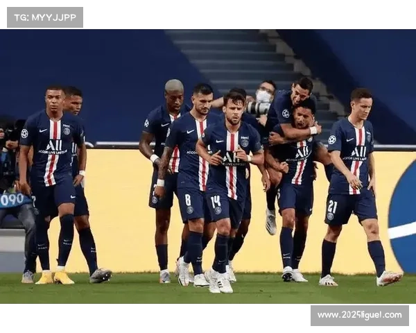 巴黎FC坐镇沙罗蒂体育场，欲借主场之势阻挡马赛强大火力